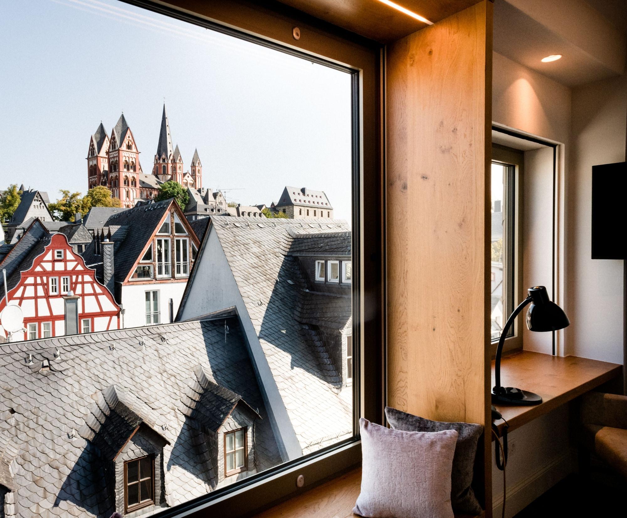 Dom Hotel Limburg Лимбург-на-Лане Екстериор снимка