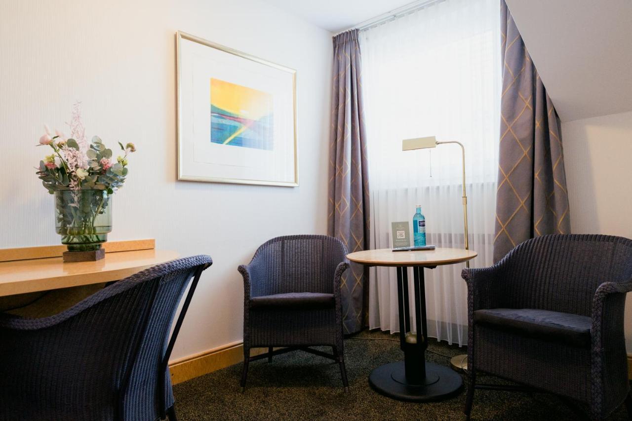 Dom Hotel Limburg Лимбург-на-Лане Екстериор снимка