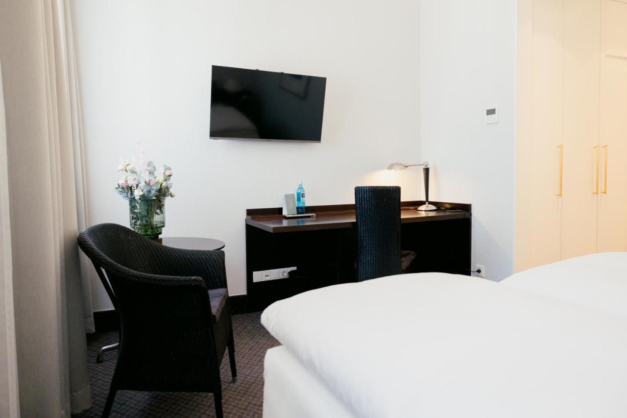 Dom Hotel Limburg Лимбург-на-Лане Екстериор снимка
