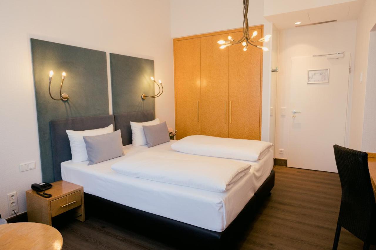 Dom Hotel Limburg Лимбург-на-Лане Екстериор снимка