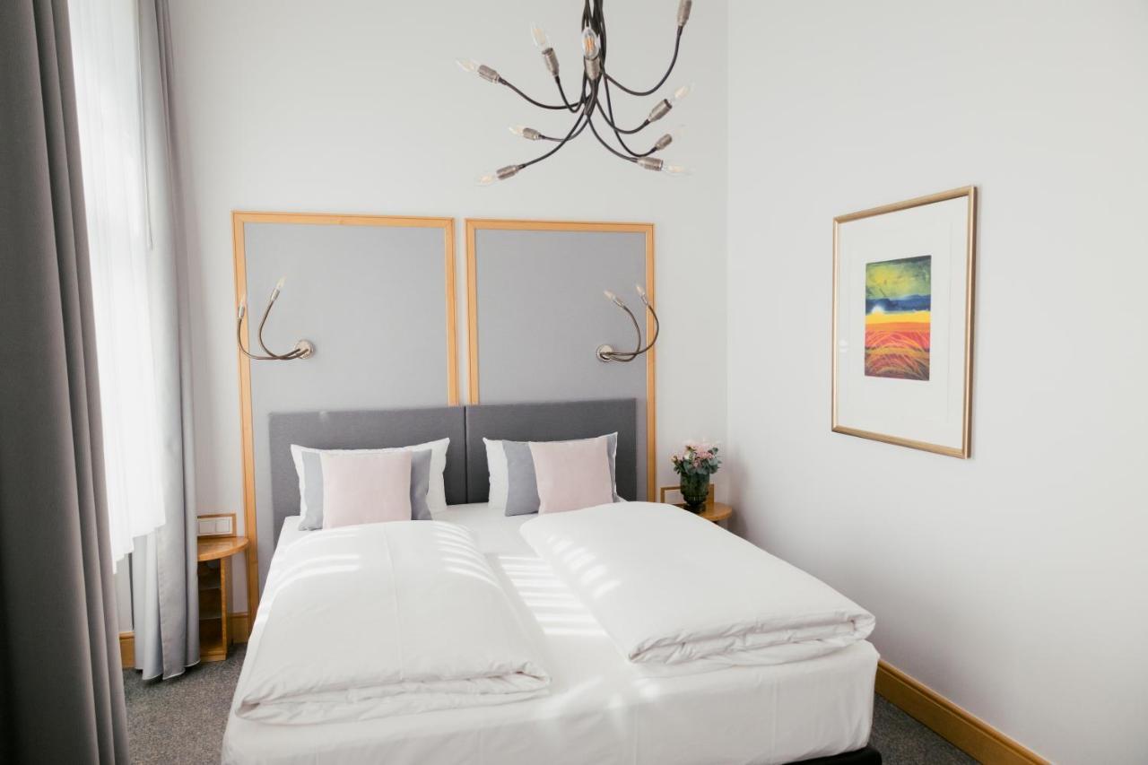 Dom Hotel Limburg Лимбург-на-Лане Екстериор снимка