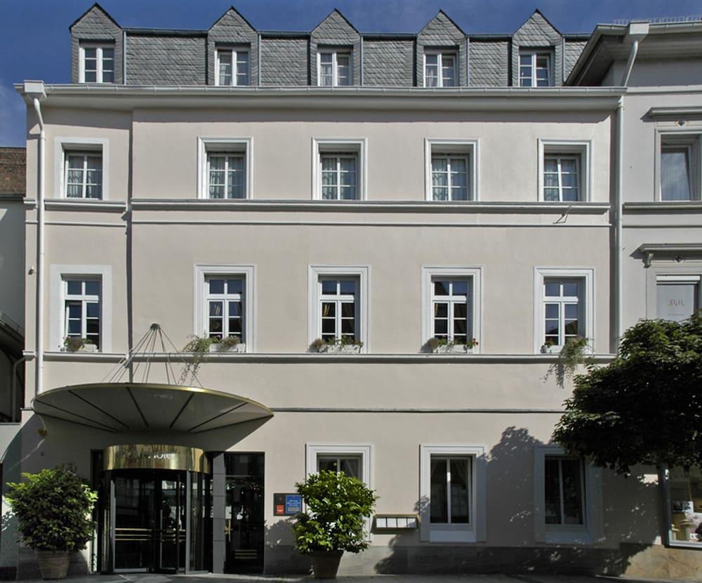 Dom Hotel Limburg Лимбург-на-Лане Екстериор снимка