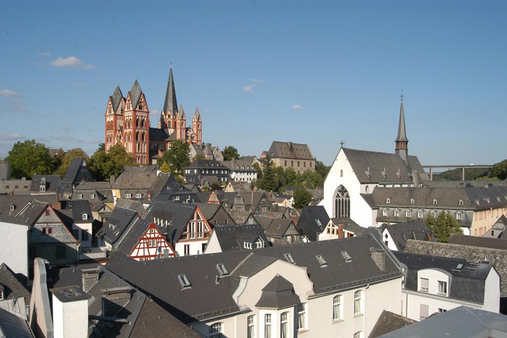 Dom Hotel Limburg Лимбург-на-Лане Екстериор снимка
